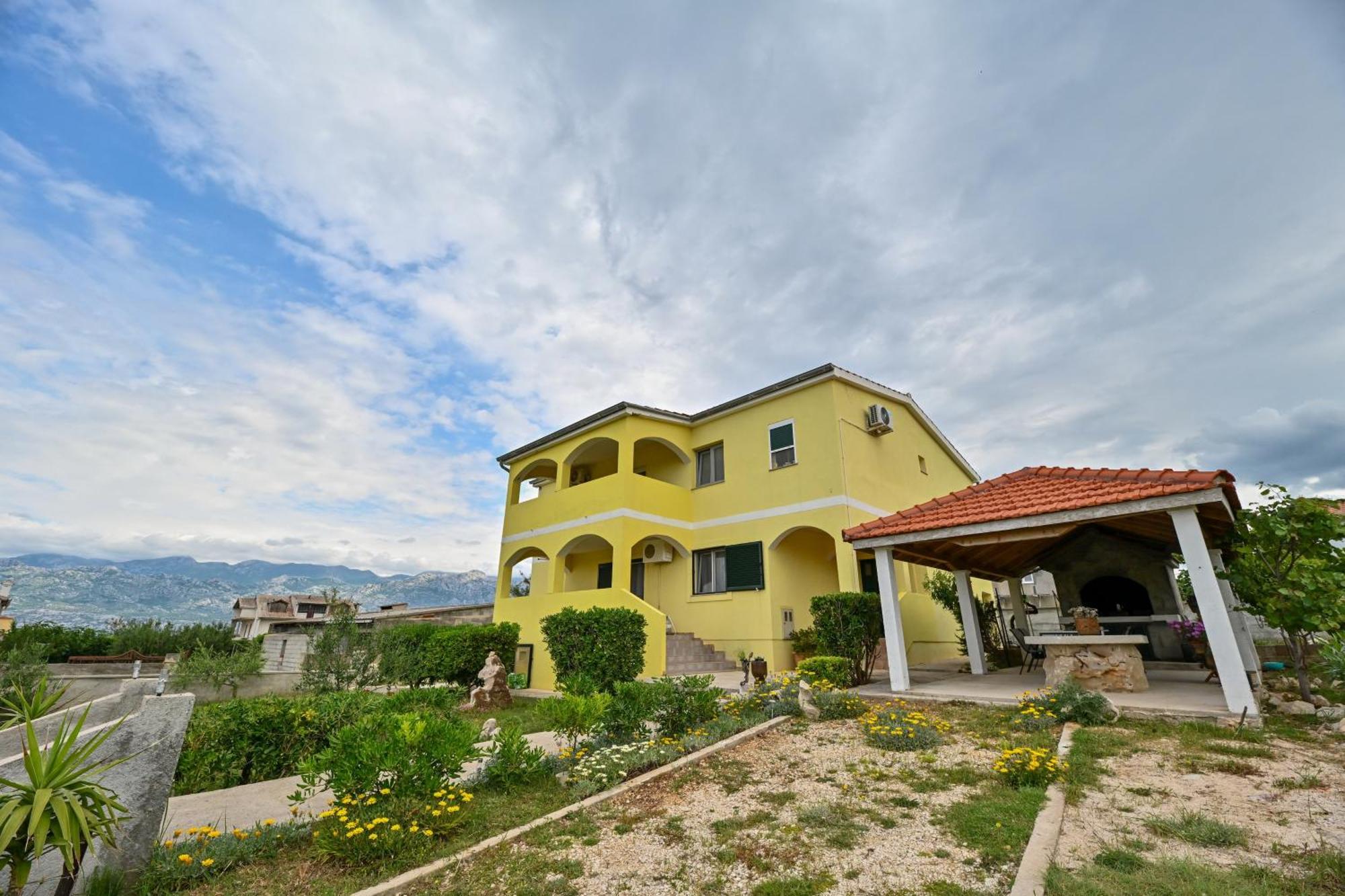 Apartment Razanac Nikola 2 מראה חיצוני תמונה